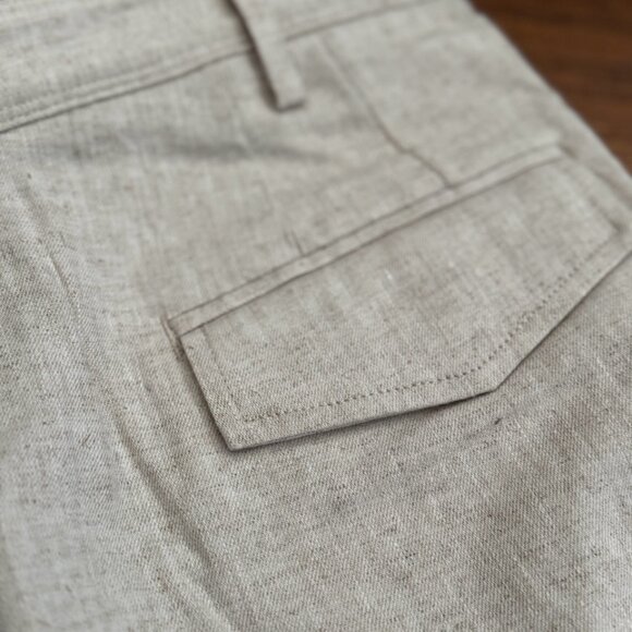 Banana Linen-Blend Wide-Leg Pleated Trouser- Size 10 - Picture 4 of 12
